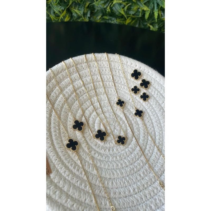 PULSEIRA PORTUGUESA TREVO ONIX M